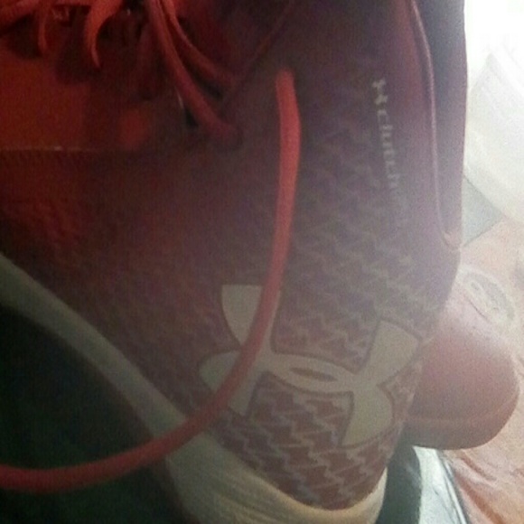 Under Amour clutch fit shoes - Picture 1 of 4